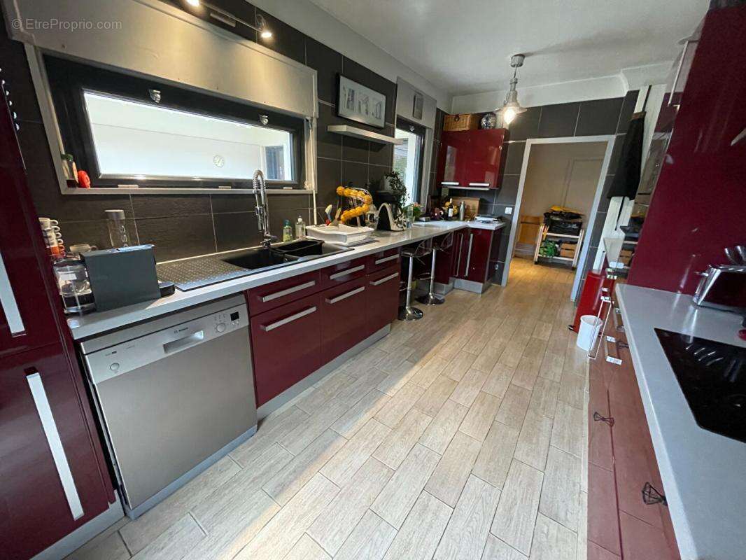 Maison à DROUE-SUR-DROUETTE