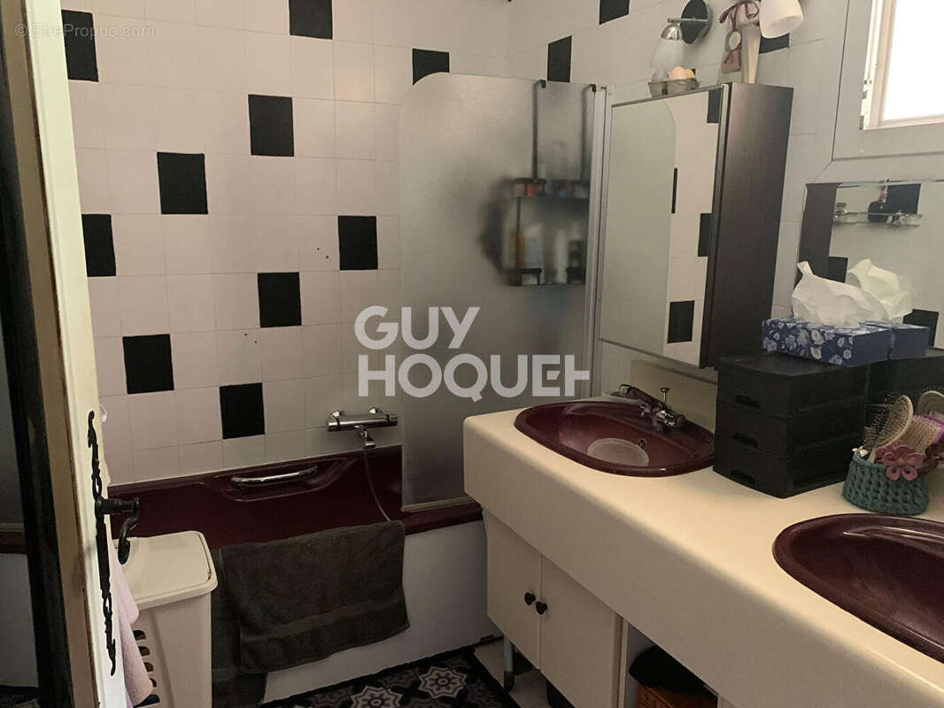 Maison à SAINT-MARTIN-DE-LONDRES