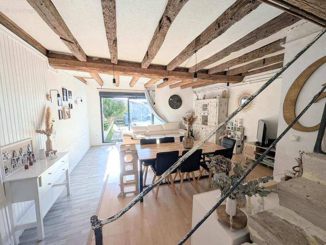 Maison à SAINT-LAGER
