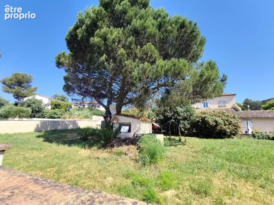 Terrain 514 m² à Sainte-Maxime  - photo 5