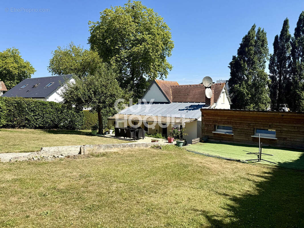 Saint-arnoult, maison 3 pièces avec jardin, garage et dépendance - photo 3