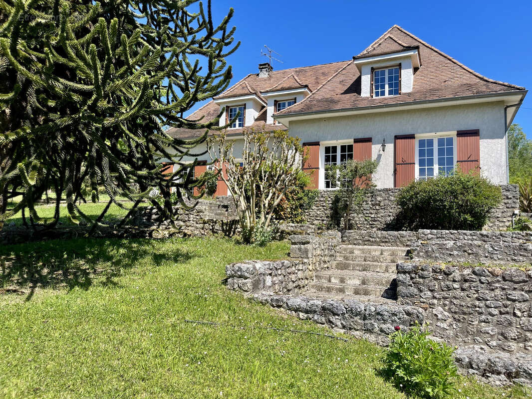 Maison à VILLAMBLARD