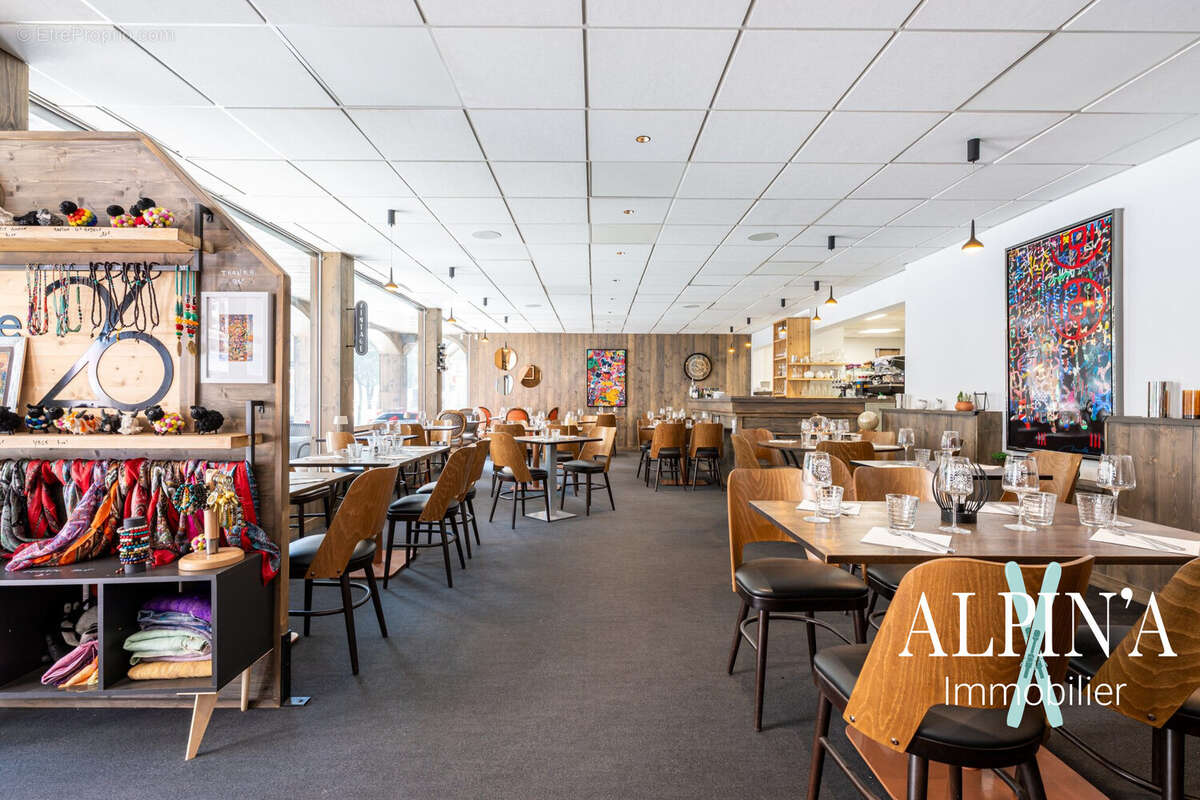 Commerce à BRIDES-LES-BAINS