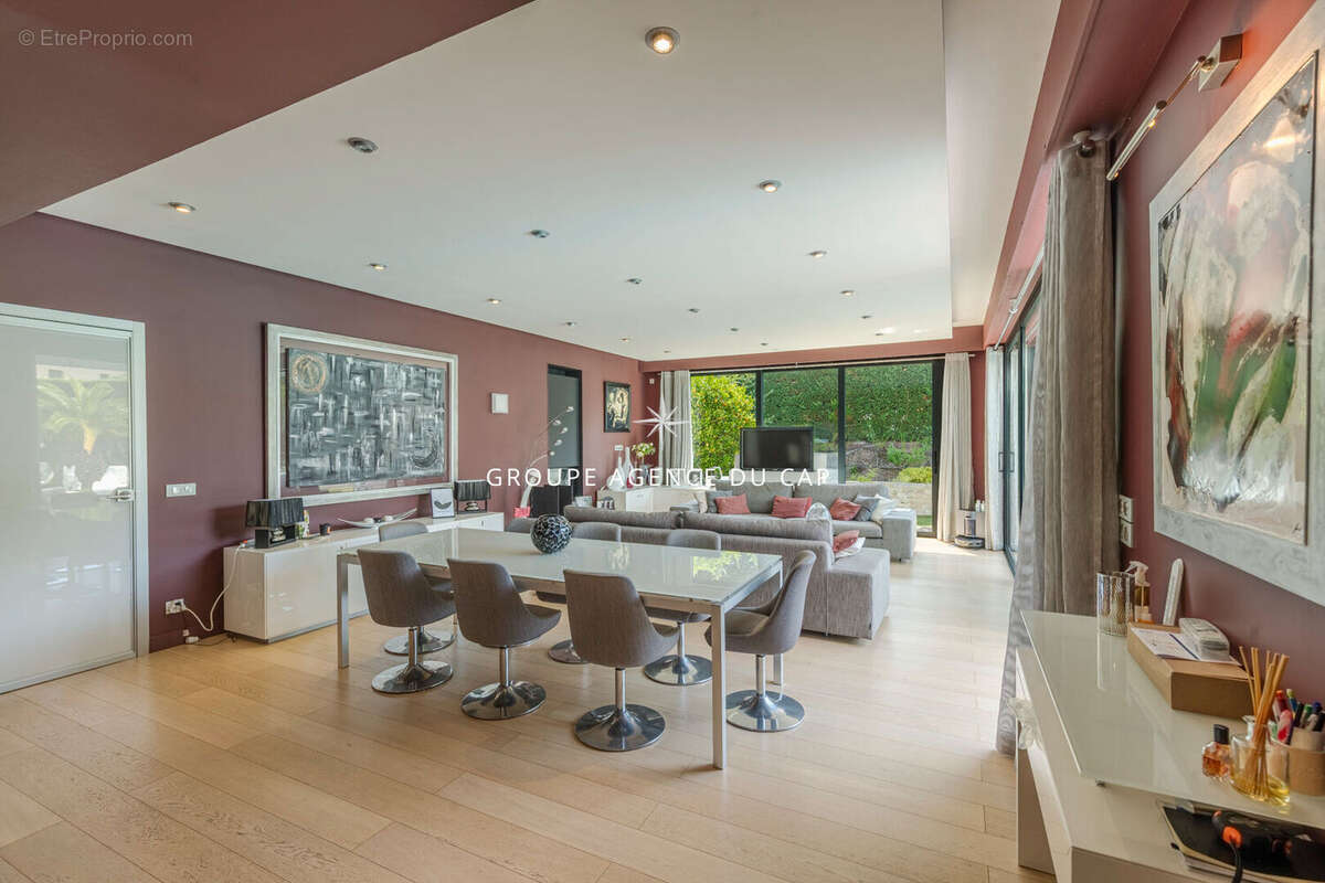 Villa contemporaine 9 pieces  250 m2  saint-raphael - photo 5