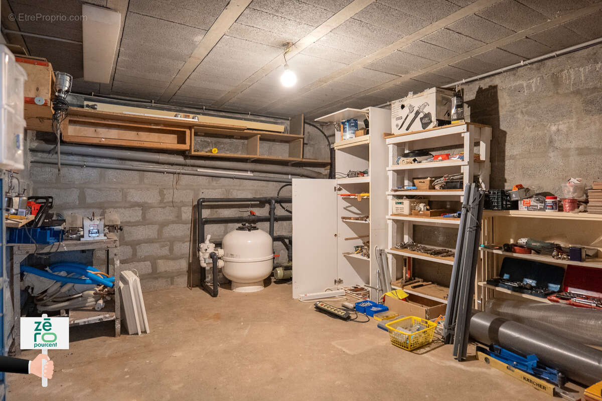 Maison à LES MAGNILS-REIGNIERS