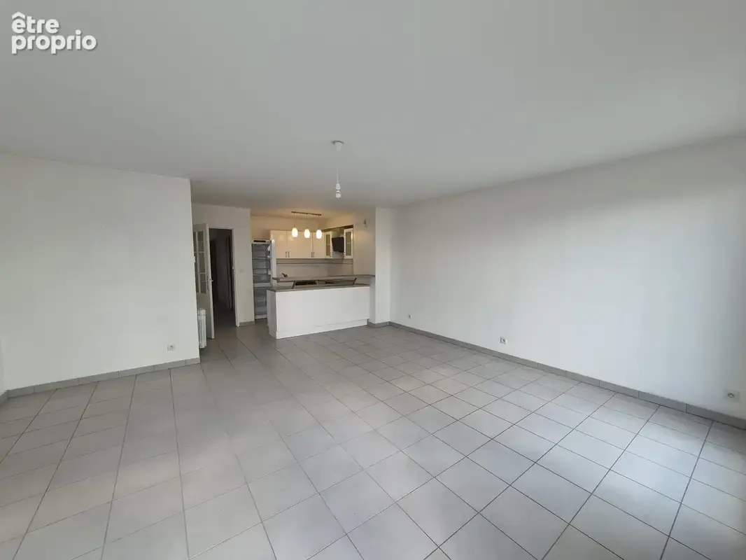 Appartement 3 pièces 71 m² à vendre à Reims (51100) - photo 4