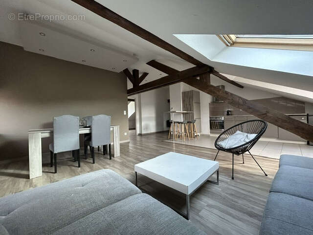 T4 de 65m2 Loi Carrez (90m2 au Sol) avec place de parking privative - photo 3