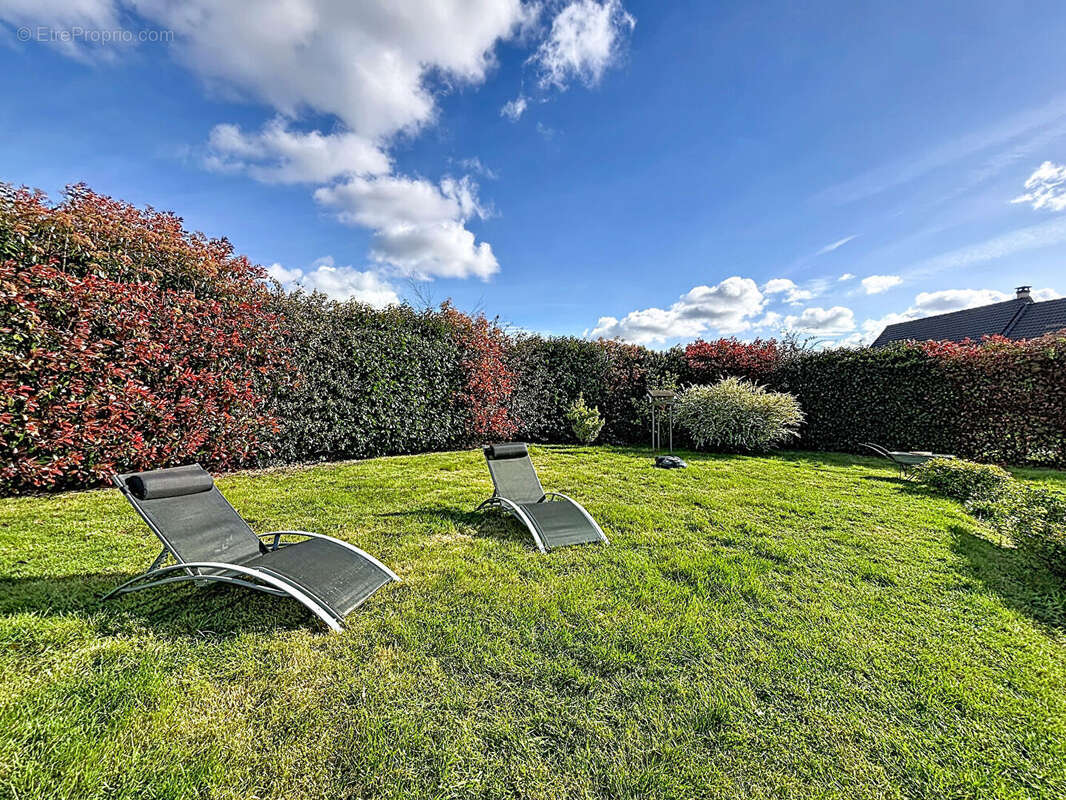Maison à SAINT-SAMSON-DE-LA-ROQUE