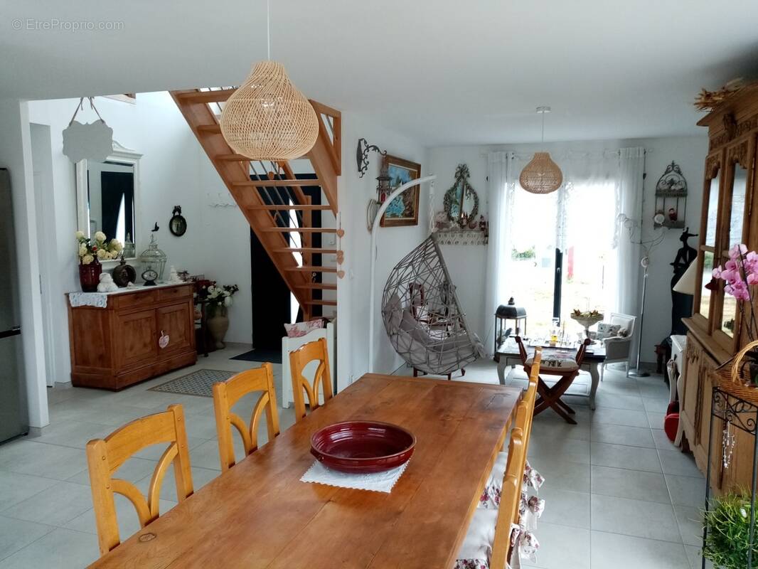 Maison à YERVILLE