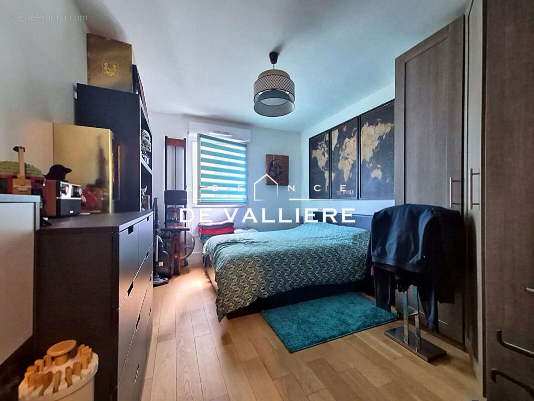 Appartement à NANTERRE