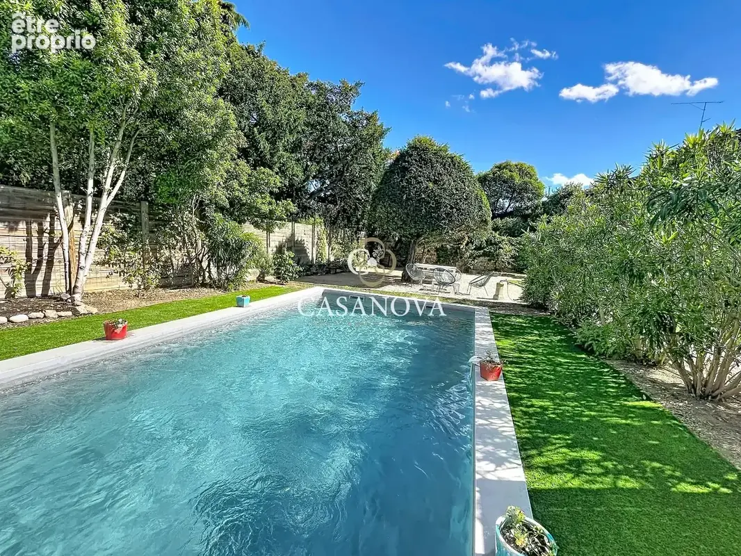 Charme & authenticité ! BATISSE de CARACTERE datant de 1789 proposant 350 m² avec jardin et piscine. Idéale pour un PROJET D'ACC - photo 25