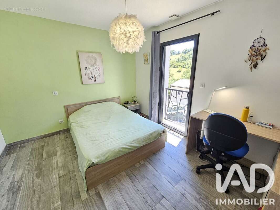 Maison 114 m² à Saint-Lager-Bressac  - photo 8