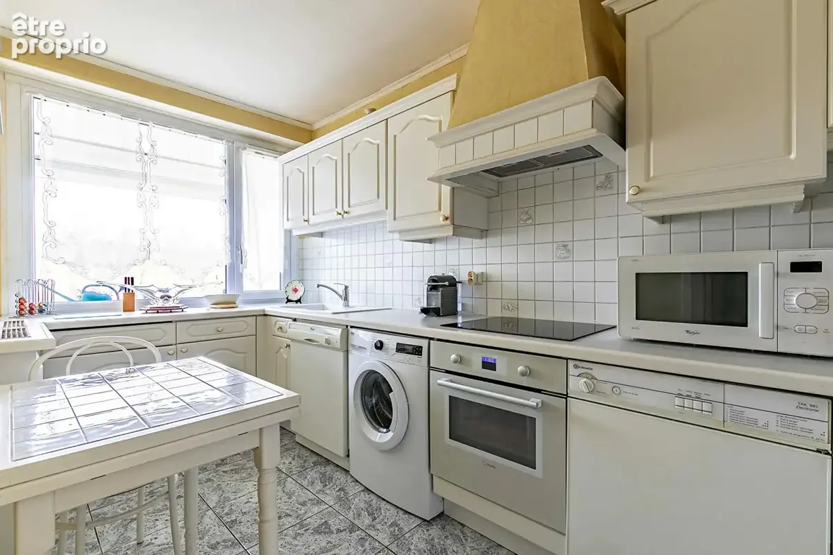Appartement Saint Germain En Laye 5 pièce(s) 80 m2 - photo 6