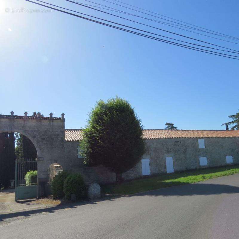 Elégante propriété,  parc et dépendances sur 3 ha - photo 14