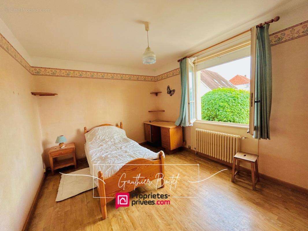 Maison à COULOMMIERS