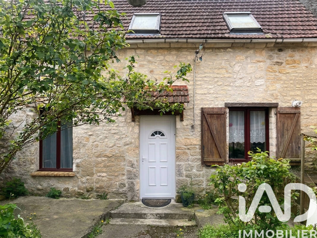 Photo 1 - Maison à MONTATAIRE