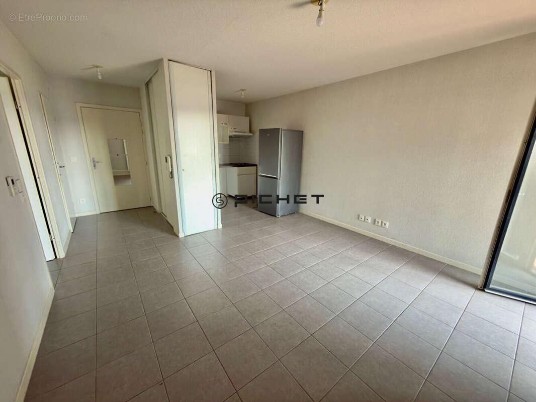Appartement à BEGLES