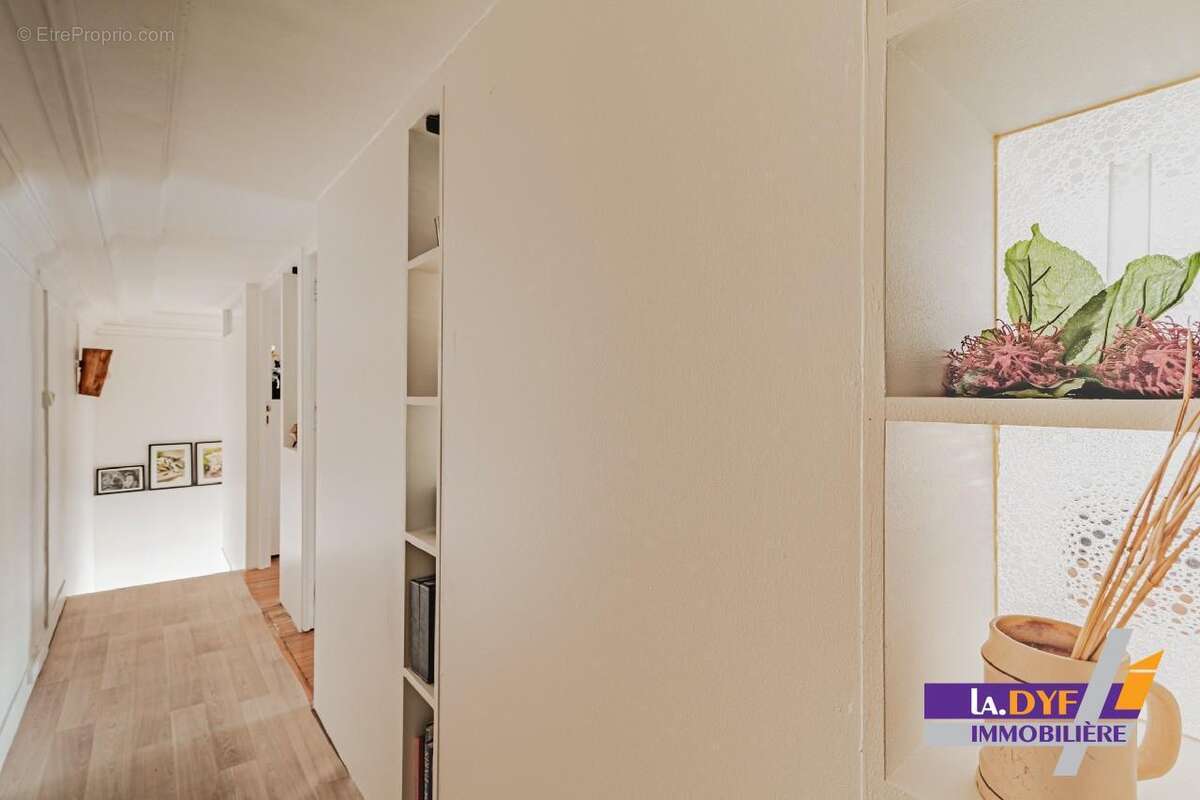 Appartement à COMPANS