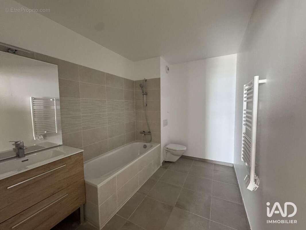 Photo 9 - Appartement à MARSEILLE-10E