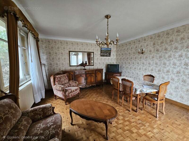Maison à ORCIVAL