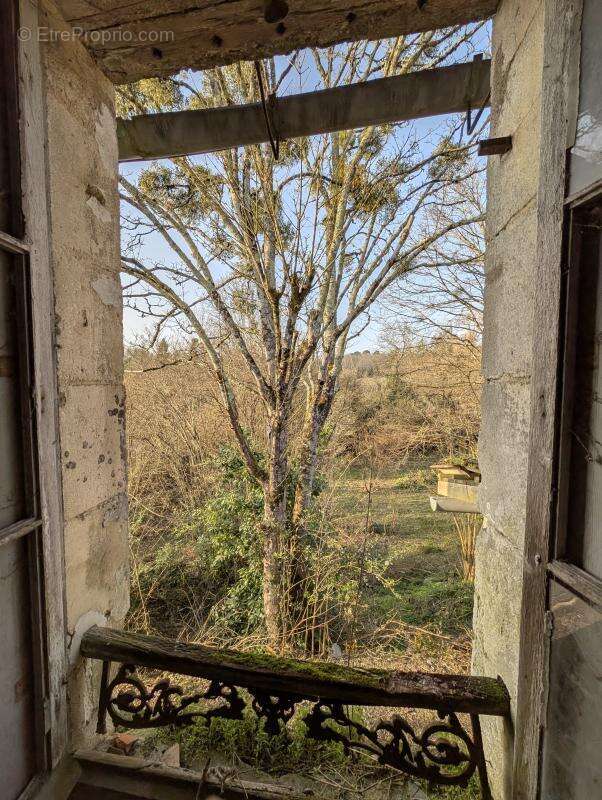 BONNETAN Maison à rénover 126m² sur 411m² de parcelle 120 000€ - photo 10