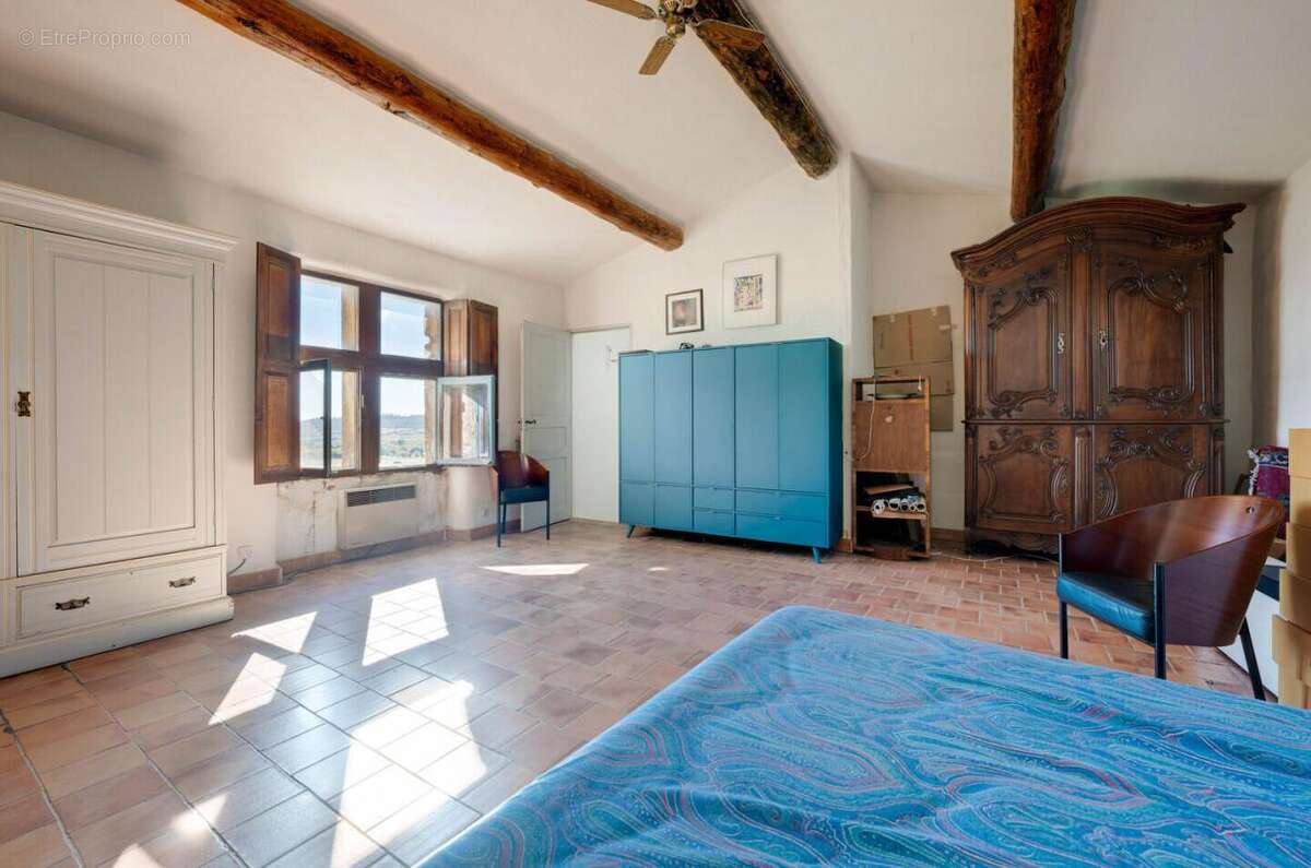 Maison à CUCURON