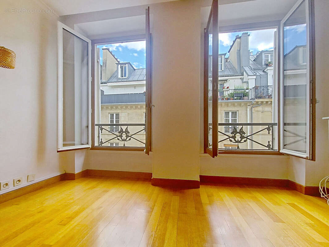 Appartement Paris 3 pièce(s) 92 m2 - photo 9