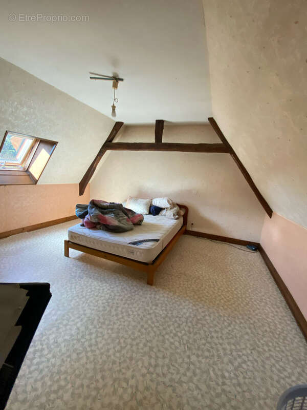 Maison à MAGNAC-BOURG