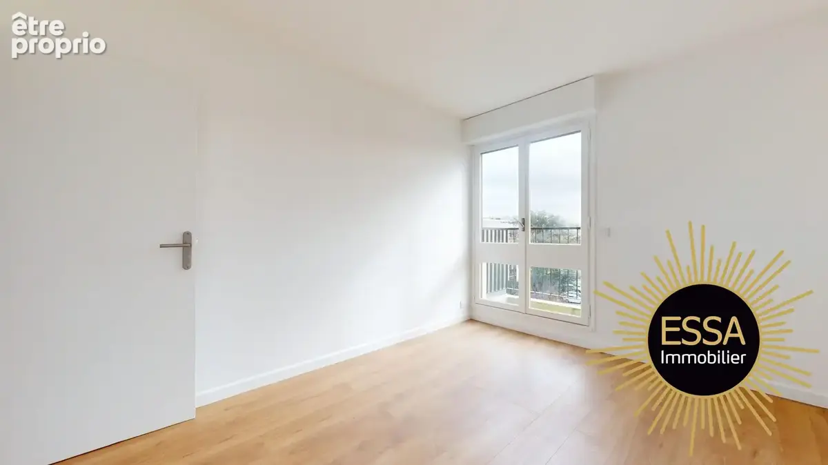 Appartement 5 pièces 95 m² à vendre à Rocquencourt (78150) - photo 7