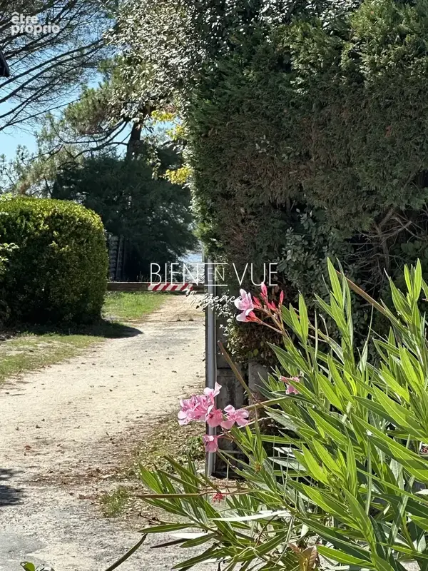 À 50 mètres du bassin   T3 avec jardin privatif - photo 2