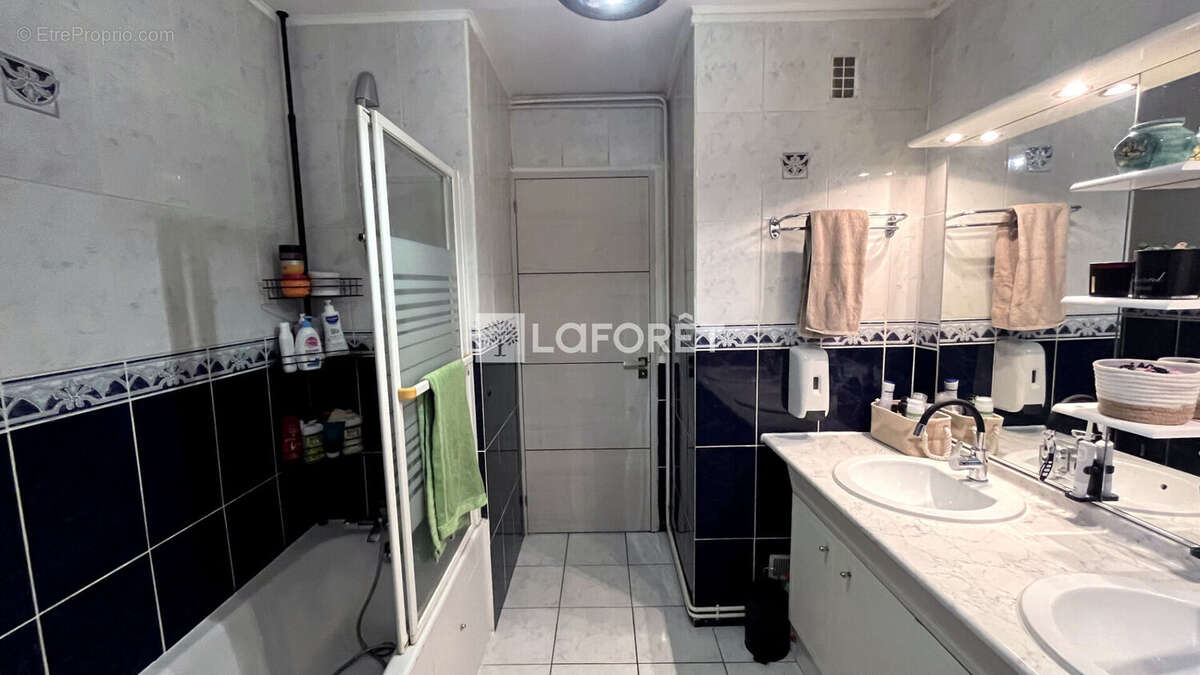 Appartement à LYON-5E