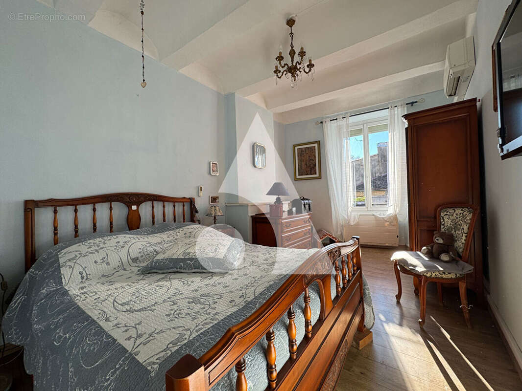 Appartement à GANGES