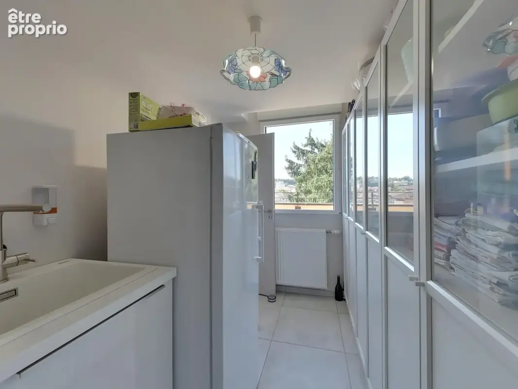 Superbe 4 pièces + cuisine de 113m2 avec 208m2 de terrasse panoramique et poss. 2 garages voiron le karat - photo 12