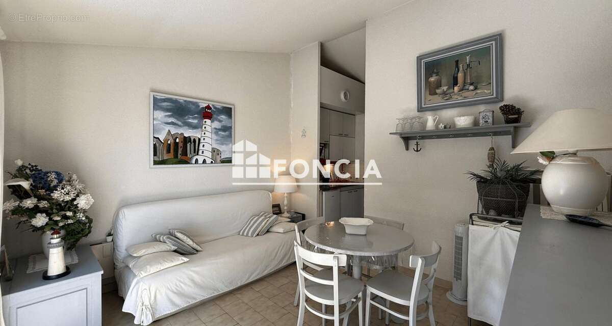 Appartement à COGOLIN