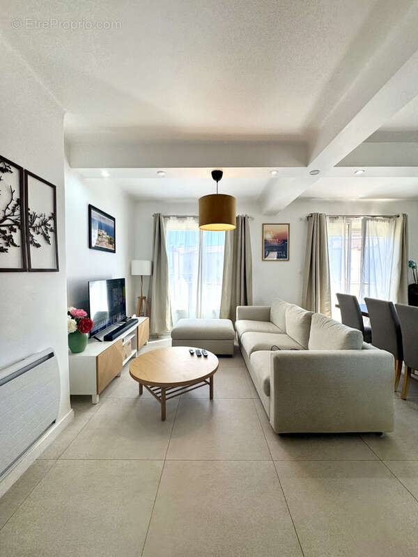 Appartement type 4 62m2 entièrement rénové - photo 2