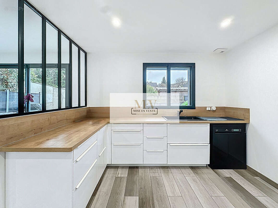 Maison à BRY-SUR-MARNE