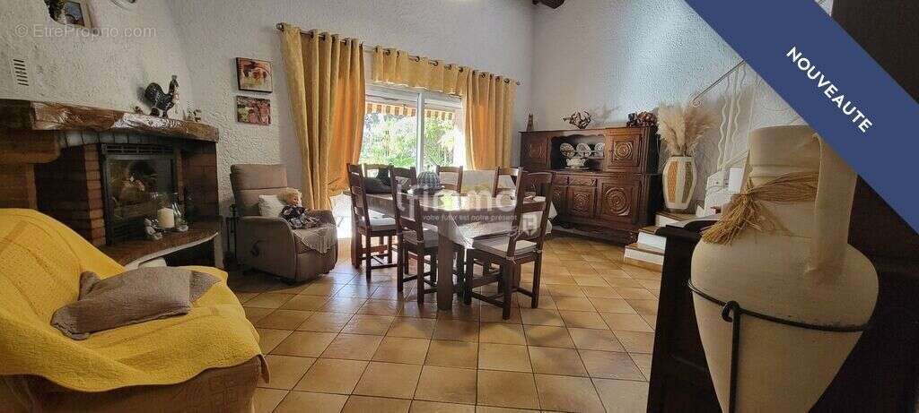 Maison à PUGET-SUR-ARGENS