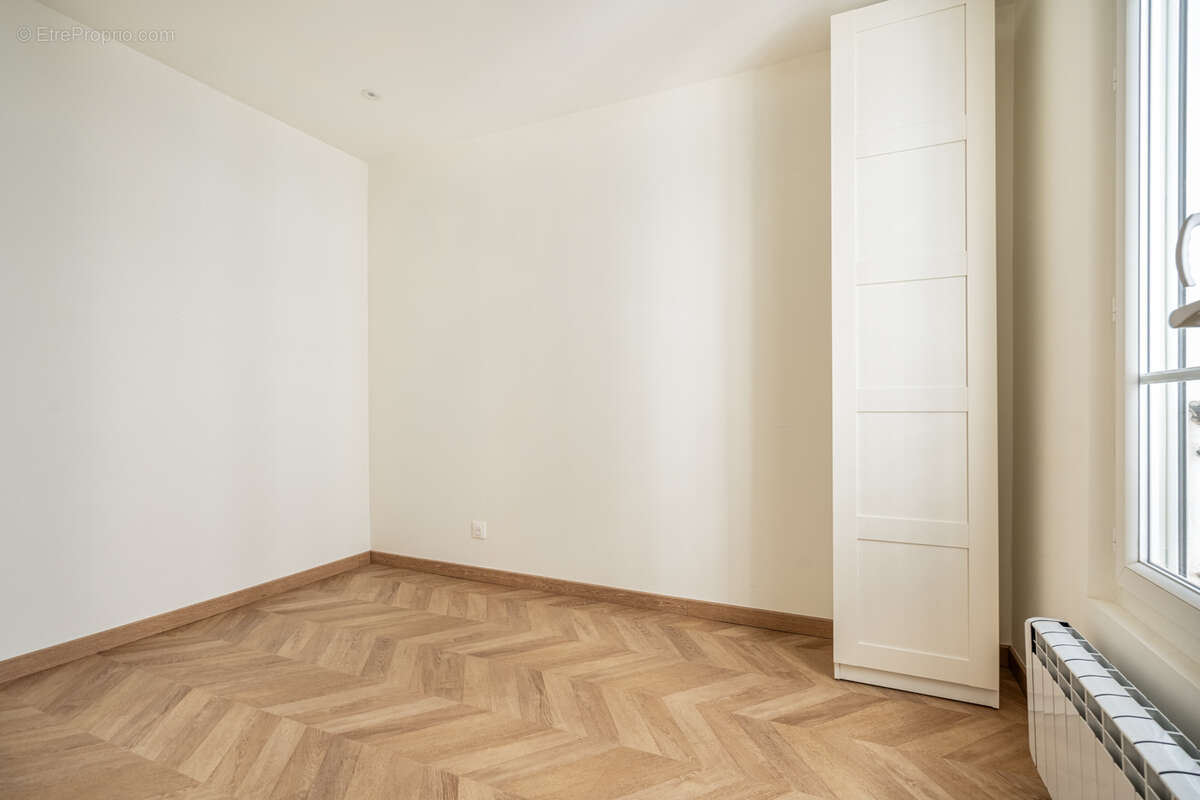 Appartement à PARIS-11E
