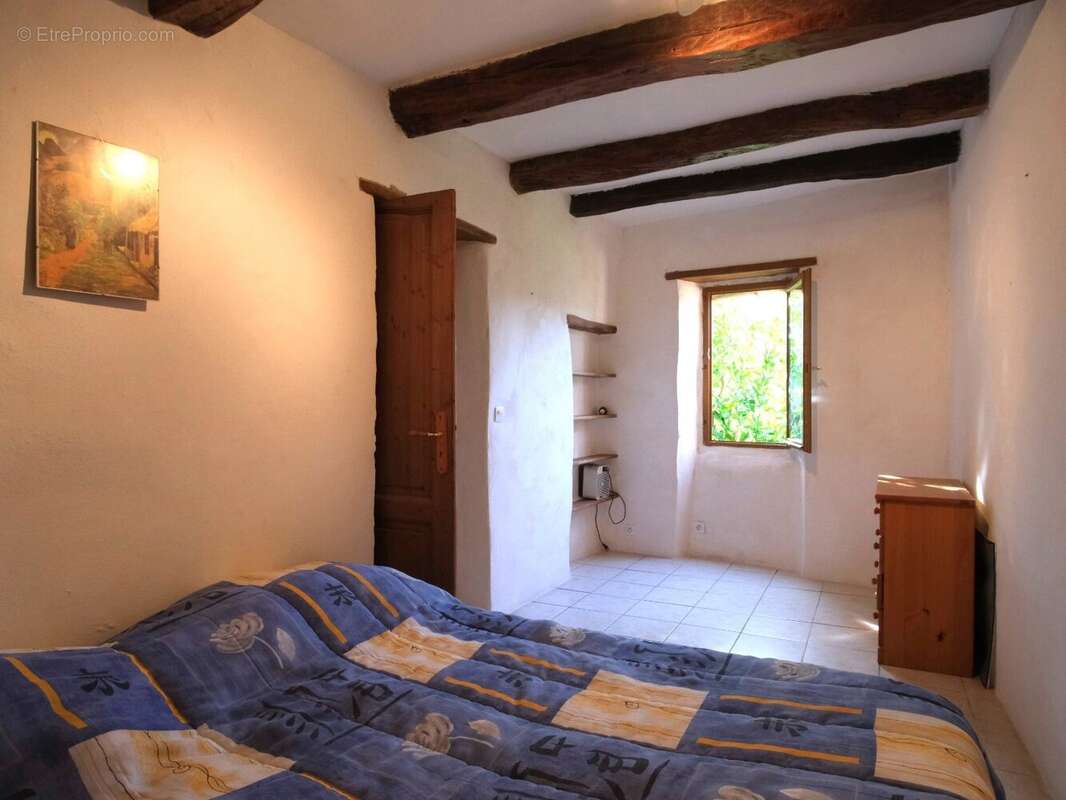 Maison à VIEUSSAN
