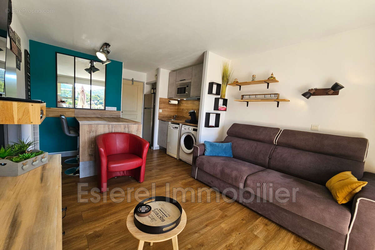 Appartement à SAINT-RAPHAEL