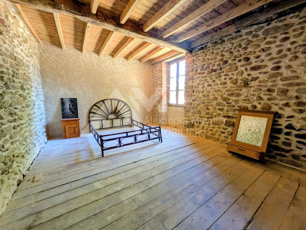 Maison à MONTMIRAL