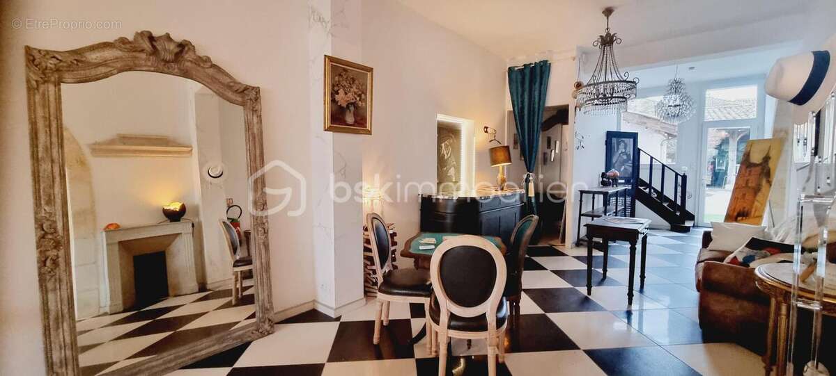 Appartement à GEAUNE