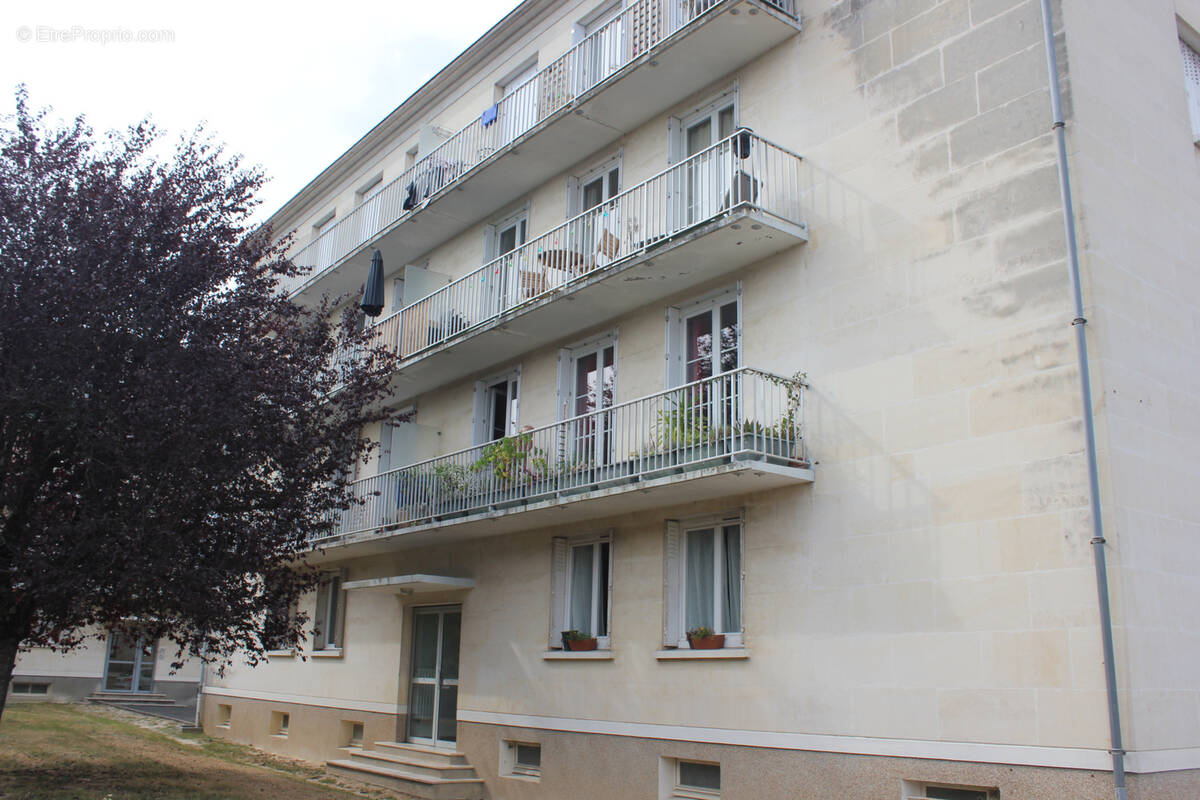 Appartement à SAINT-CYR-SUR-LOIRE