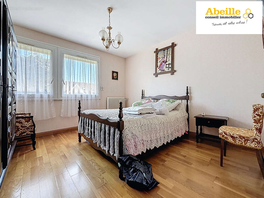 Maison à SAINT-CHERON