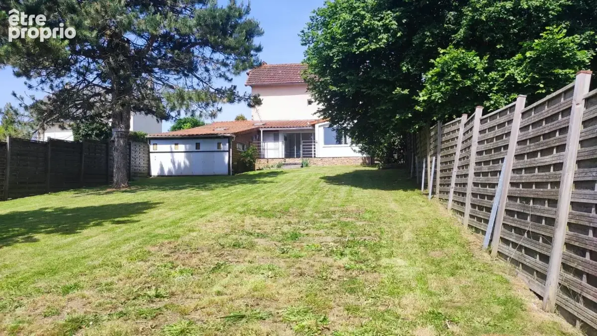 Maison rénovée alliant cachet et confort moderne - photo 3