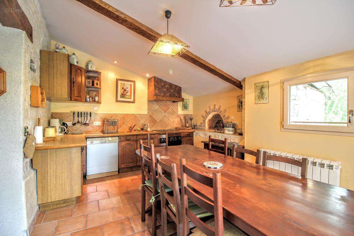 Maison à SAINT-MATRE