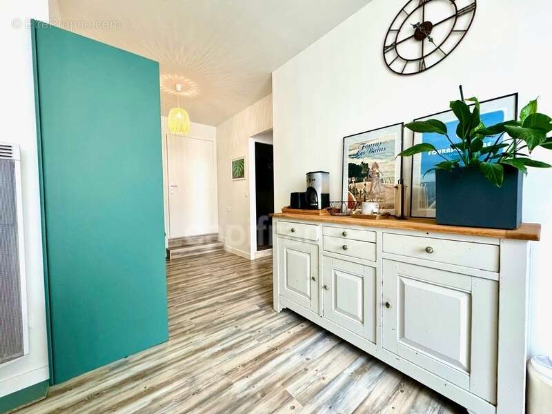 Appartement à FOURAS