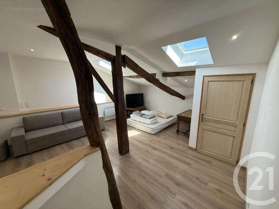 Maison 158 m² à Dommartin-Aux-Bois  - photo 9