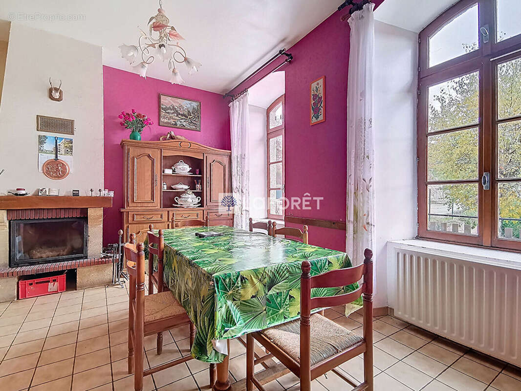 Maison à PAULHAC-EN-MARGERIDE