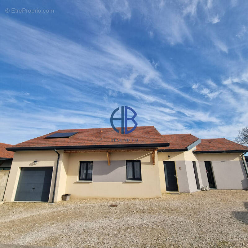 Maison à SAINT-JEAN-DE-SOUDAIN